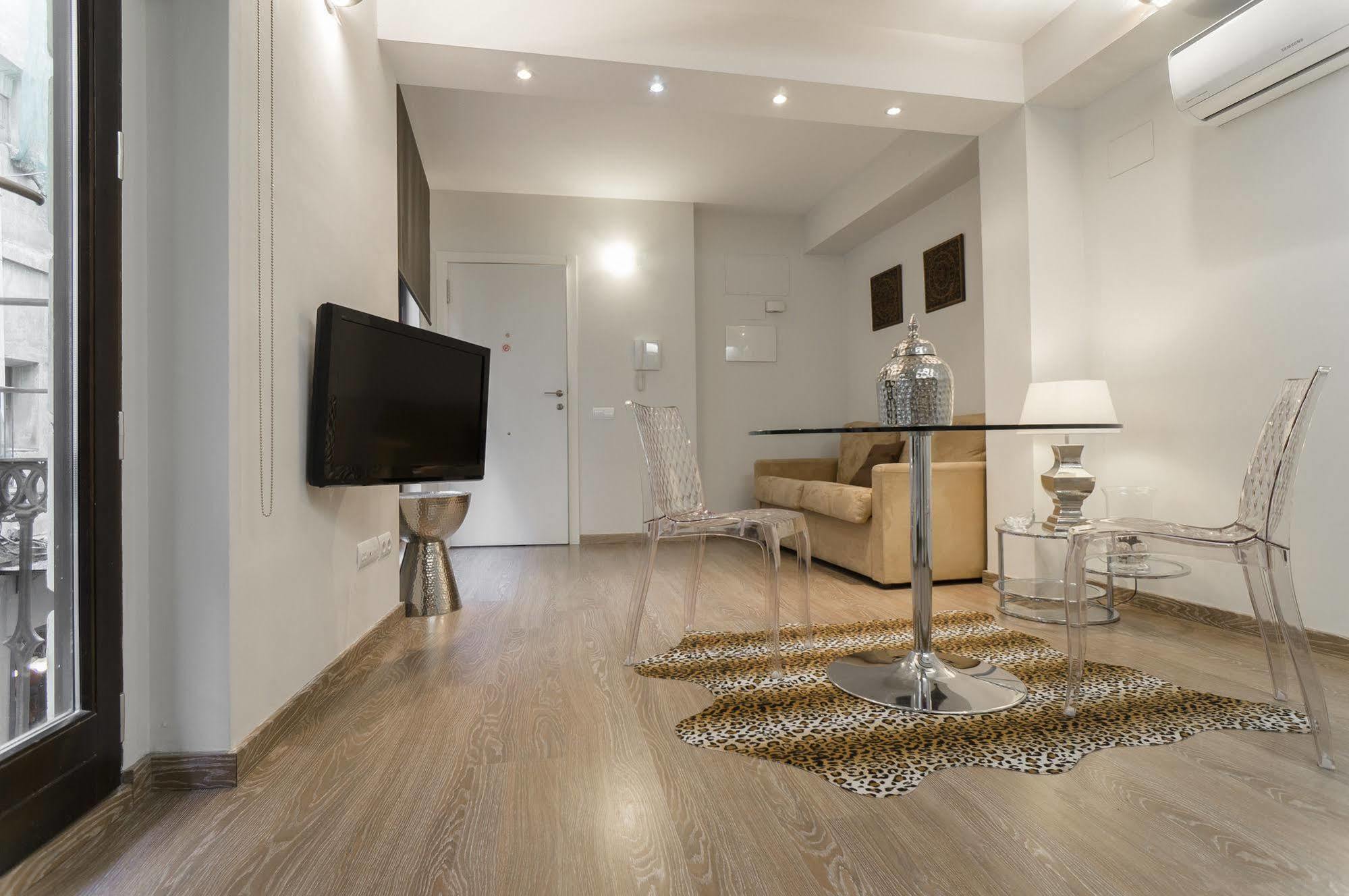 Kirei Apartment Sombrereria Valencia Luaran gambar