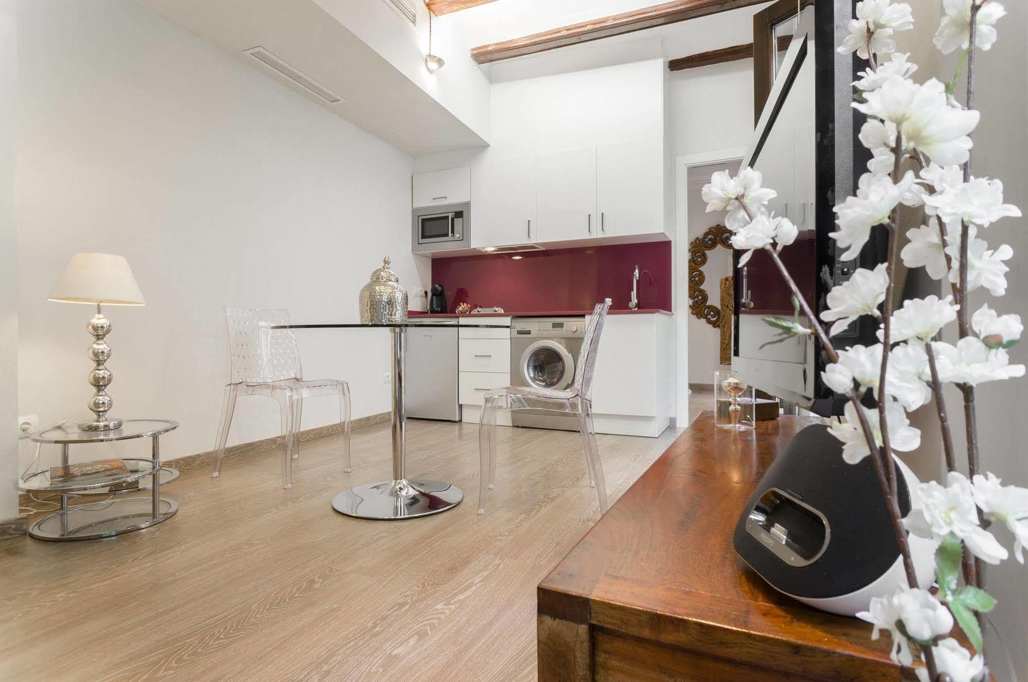 Kirei Apartment Sombrereria Valencia Luaran gambar